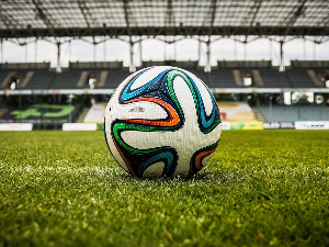 Спортско вече: фудбал, Црвена звезда – Викторија, пренос