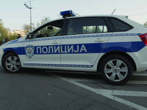 Дојаве о бомбама у више институција у Београду и Новом Саду