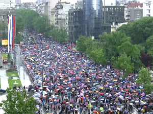 Одржан четврти протест "Србија против насиља" у Београду, формиран прстен око РТС-а