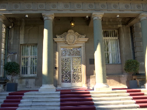 Протести и позив на дијалог – јесу ли превремени избори на видику