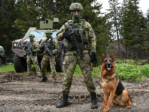 Начелник Генералштаба обишао део превентивно распоређених снага Војске Србије