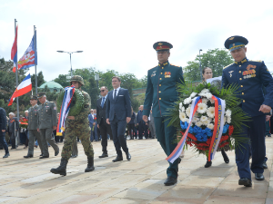 Обележавање Дана победе у Србији – полагање венаца и одавање почасти