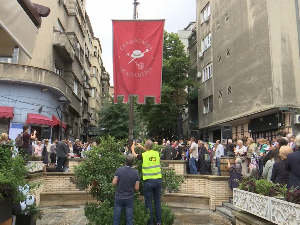 Подигнута скадарлијска застава – почињу „најлепши дани који се проводе ноћу“