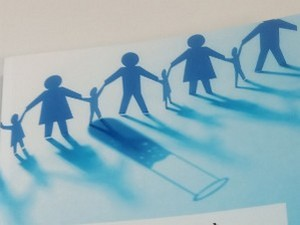 Утицај биомедицине на сродство