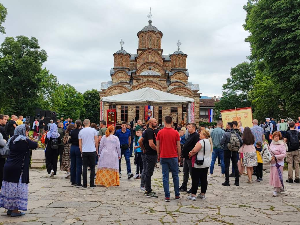 Видовдан обележен у Крушевцу и у Грачаници; Патријарх Порфирије: Косово и Метохија су наш дом и наше небо