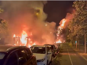 Нереди и протести у предграђу Париза након што је саобраћајна полиција убила младића