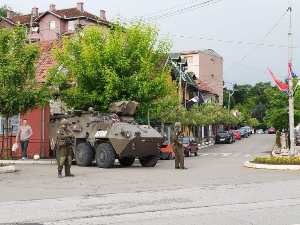 Мирно на северу КиМ, Срби настављају протесте;  Вучић посетио Драгишу Гаљка