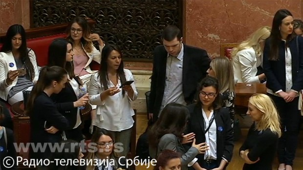 Колико су млади присутни у јавном животу?