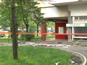 Обрушила се бетонска тераса са 11. спрата солитера у Новом Београду