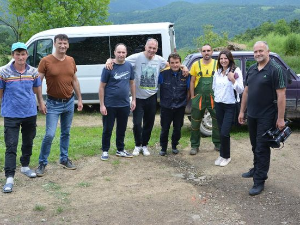 Право на сутра-Уз административну линију Рашевац