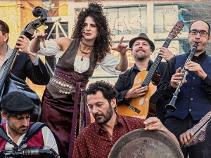 Barcelona Gipsy Balkan Оrchestra, 2. део