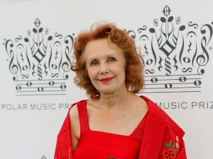 Музика вива – Каијa Саријахо