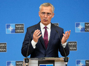 Столтенберг: Време је да се Шведска придружи НАТО-у