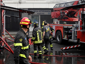 Пожар у дому за старе у Милану – шесторо погинуло, 81 повређен