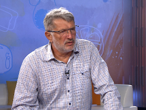 Вулетић: Постоји велика журба да се ситуација на КиМ на известан начин заврши