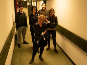 Документарне фусноте – Клик клак социјализам