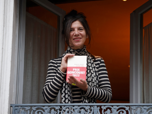  Брижит Жиро: Живети брзо (8)