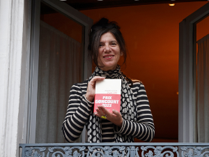  Брижит Жиро: Живети брзо (12)