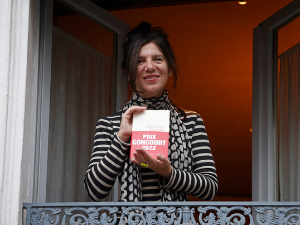  Брижит Жиро: Живети брзо (13)