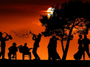 Широм затворених очију