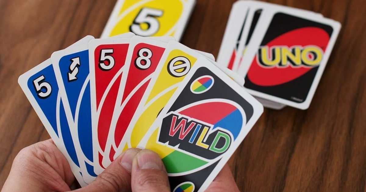 Компанија Мател плаћа 277 долара на сат да играте ново издање карташке игре Уно