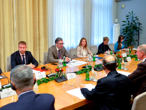 Вучић: Одличан састанак са италијанским министром Адолфом Урсом