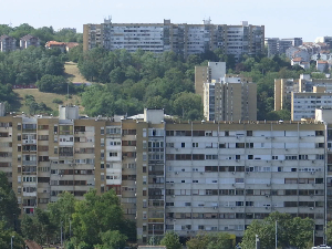 Може ли комшија да буде и професионалац – управници зграда између чаробног штапића и одговорности