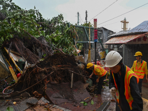 Снажан тајфун погодио Кину, евакуисано скоро 900.000 људи - отказани летови, затворене школе