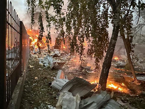 Кијев: Напади на Дњепропетровску и Одеску област; Локалне власти у Севастопољу: Обустављен путнички поморски саобраћај