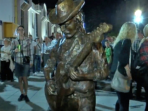 „Смак“ добио споменик у Крагујевцу