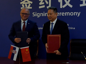 У Пекингу потписана билатерална обавеза о признавању овлашћења помораца Србије и Кине