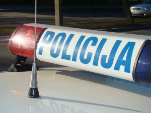 Аутомобилом ударио три тинејџерке у Мостару док су излазиле из аутобуса