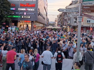 Протести против насиља у Нишу, Јагодини и Горњем Милановцу