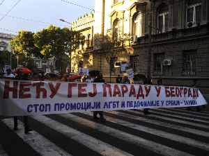 Одржан протест "Чувамо породицу - нећу геј параду у Београду"
