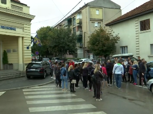 Радници "Џинсија" траже заостале плате, из града поручују да ће права остварити после покретања стечаја