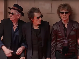 Kiss, Rolling Stones, Queen, Рибља чорба, Смак, Оливера Катарина...