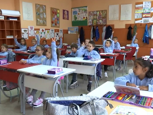 Шта рече: Mини приручник о школском бонтону