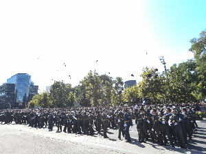 Свечана промоција најмлађих официра Војске Србије, налети хеликоптера Ми-35 и мигова 29 над Београдом