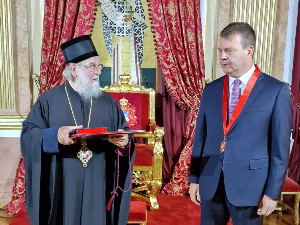Игору Мировићу уручен Орден Светог Саве