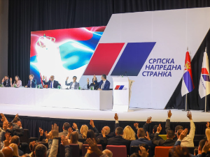 Српска напредна странка одржала седницу Главног одбора