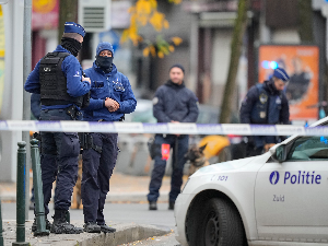 Нападач из Брисела убијен у полицијској акцији, снижен степен приправности од терористичког напада
