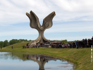 Јасеновац - бројеви, сенка над злочином