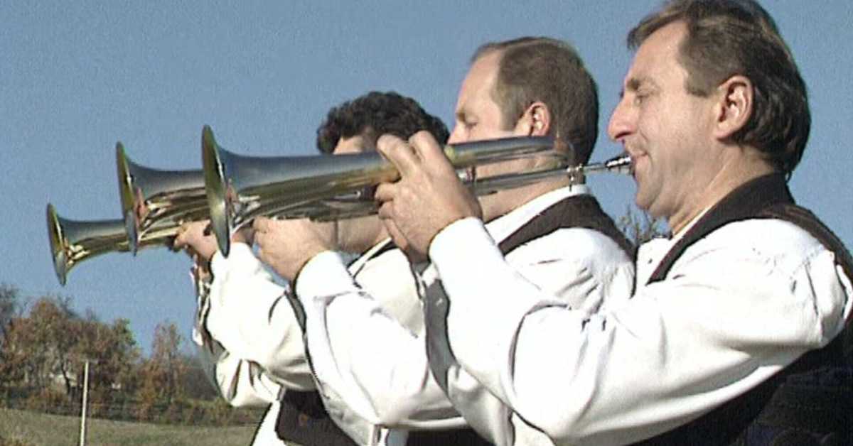 Засвирај ми српска трубо