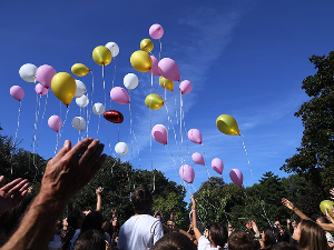 Трешња и балони на Тајшмајдану – за Ему и све другаре