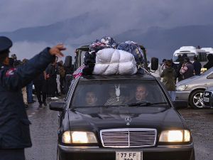 Последњи аутобус са избеглицама напустио Нагорно-Карабах, УН процењује да је остало мање од 1.000 Јермена
