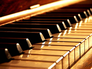 Неконвенционални пијаниста Франсоа-Рене Дишабл