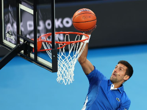 Новак закуцао па прославио у стилу Леброна Џејмса