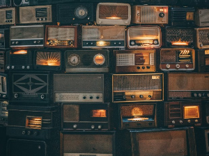 Кејт Лејси: Радио и модеран живот (1)