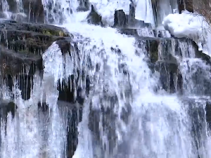 Залеђени водопади на Старој планини