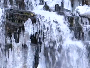 Водопади, каскаде, језера, прерасти